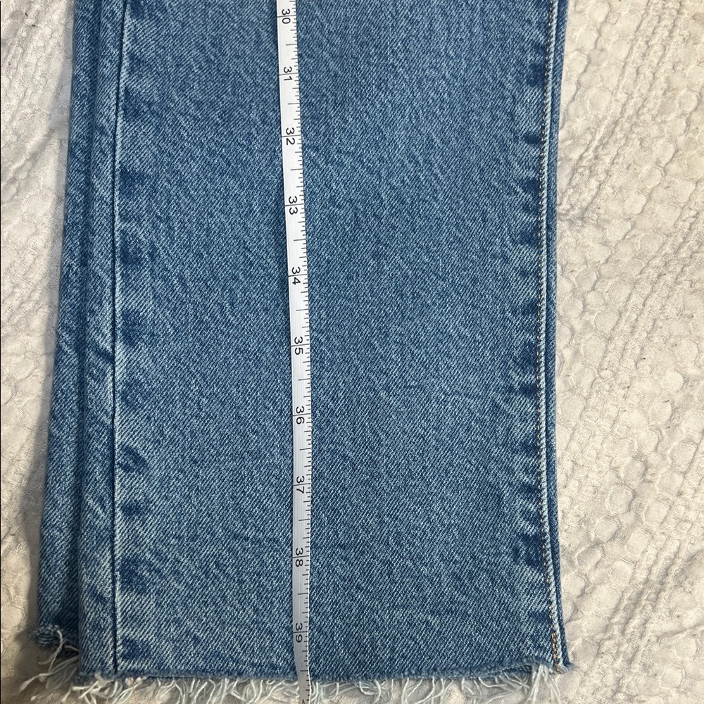 Good American Light Blue Straight Leg Jeans size 6/28 - Picture 10 of 12